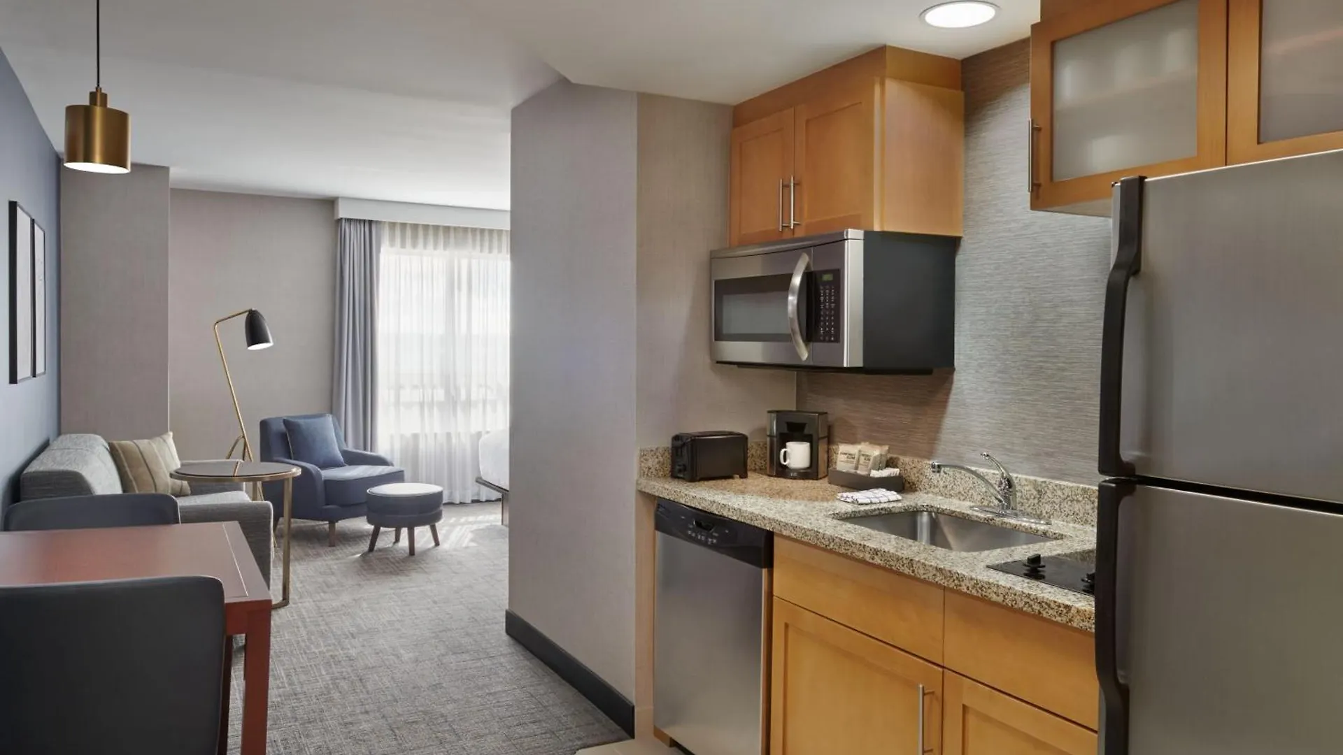 Residence Inn By Marriott Calgary Airport 4*,  Canada