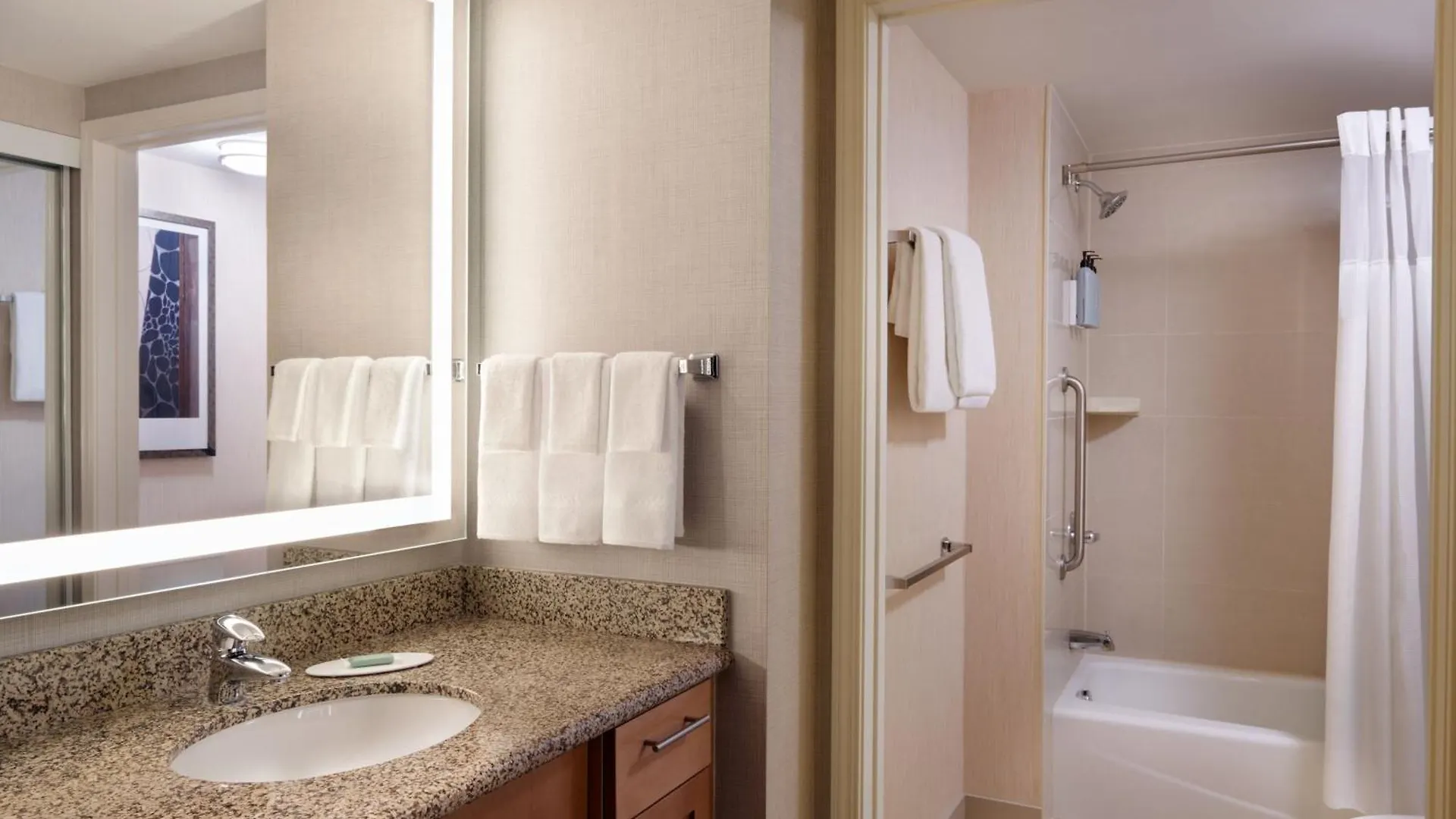 Residence Inn By Marriott Calgary Airport