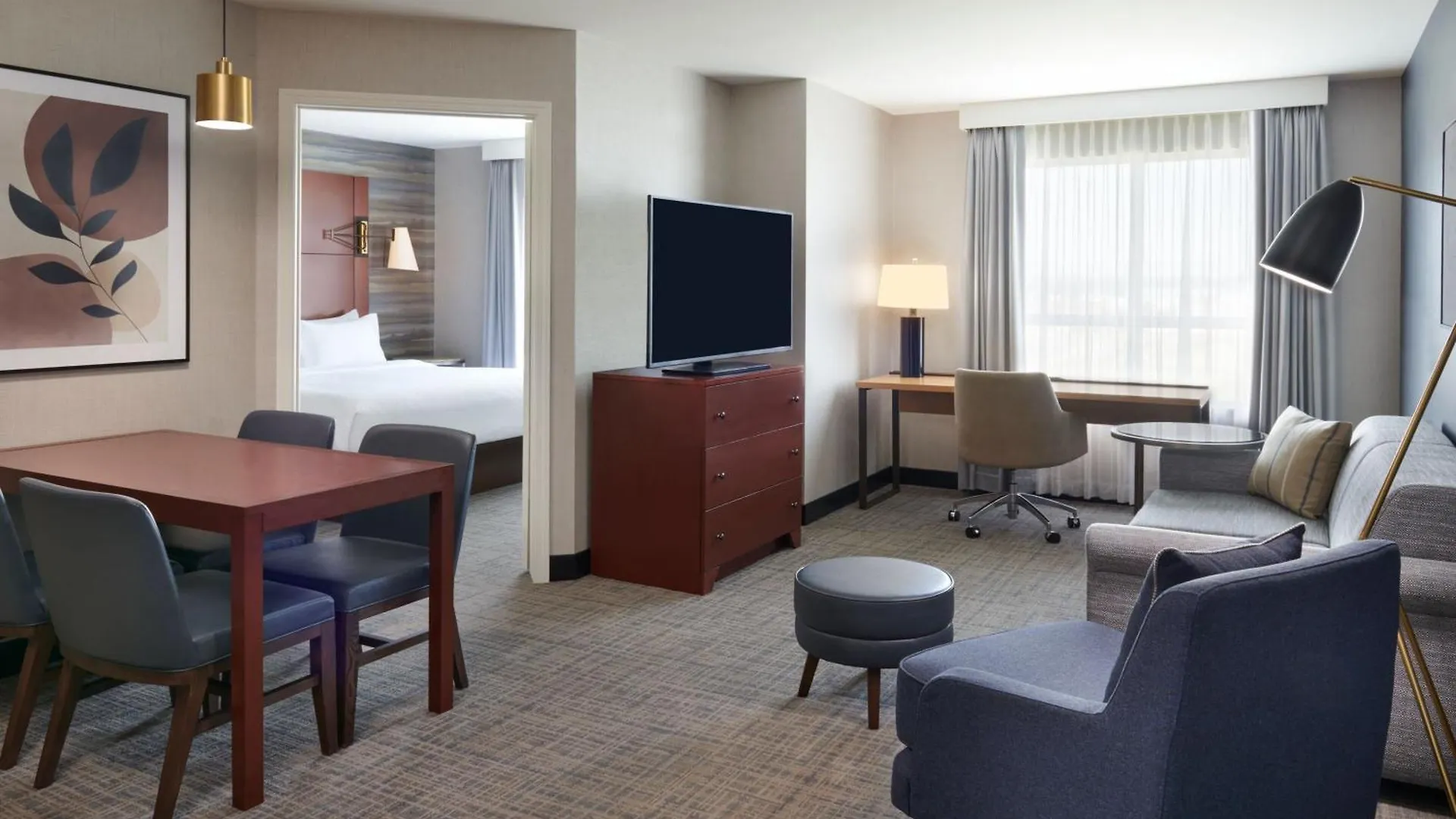 Residence Inn By Marriott Calgary Airport 4*,