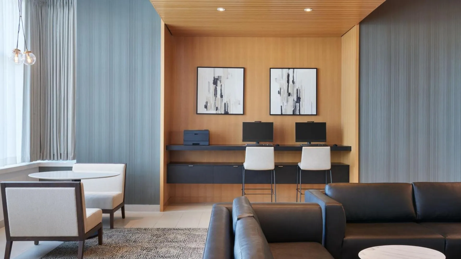 Residence Inn By Marriott Calgary Airport 4*,  Kanada